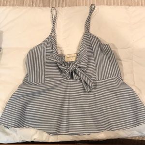 Vestique Tie-Front Top